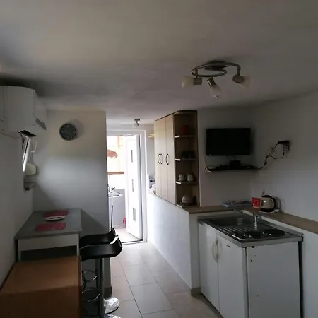 Soba Sanja Apartment Pula Exterior photo
